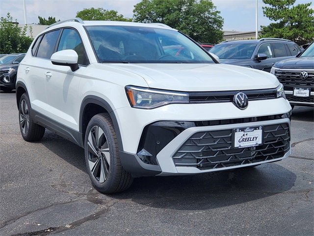 New 2025 Volkswagen Taos SE