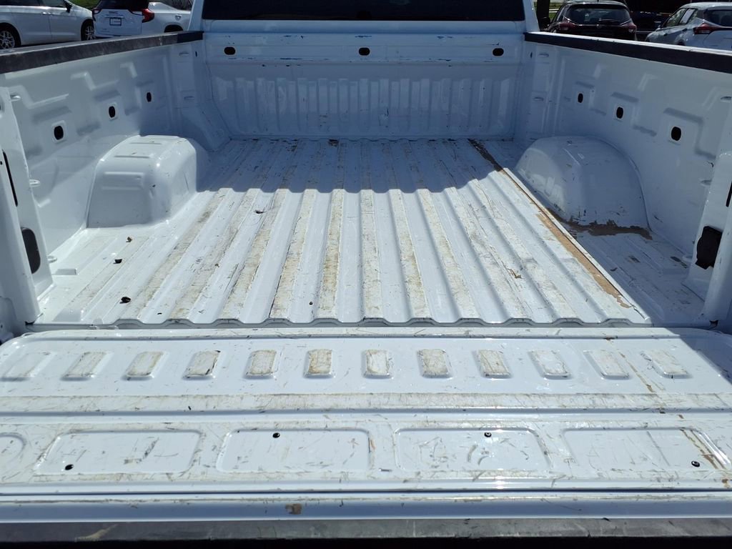 Used 2025 Chevrolet Silverado 2500 LT w/ Convenience Package image 26