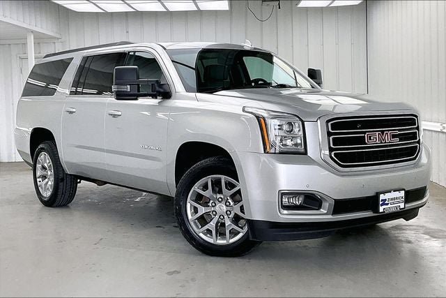 Used 2018 GMC Yukon XL SLT w/ Open Road Package AWD/4WD image 35