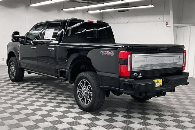 Used 2023 Ford F250 Limited AWD/4WD image 3