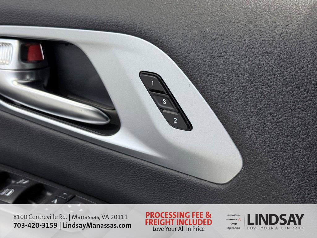 New 2026 Chrysler Pacifica Limited w/ S Appearance Package AWD/4WD image 36