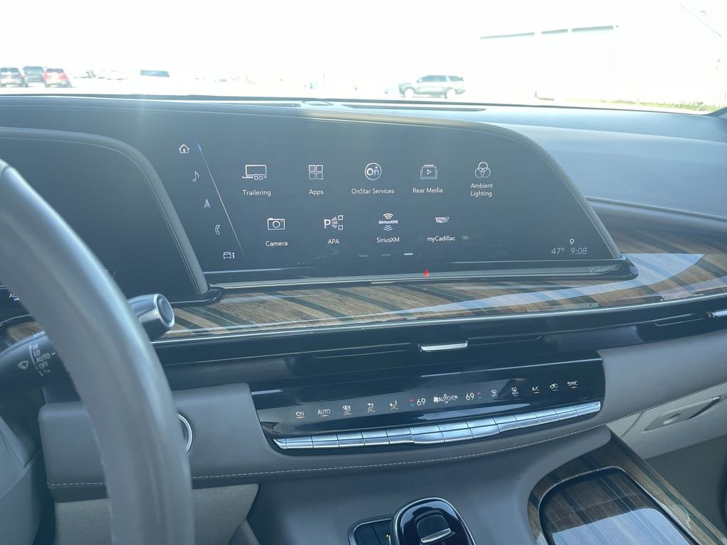 Certified 2021 Cadillac Escalade Sport Platinum image 17