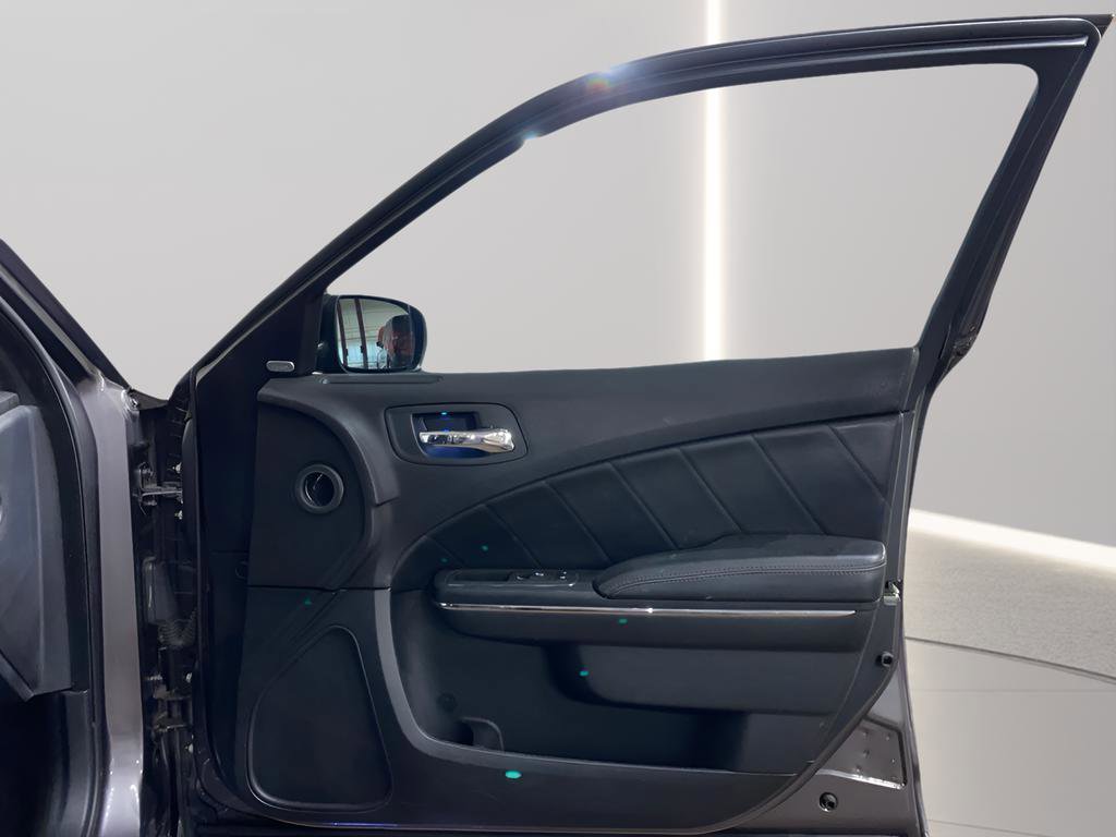 Used 2014 Dodge Charger R/T image 12