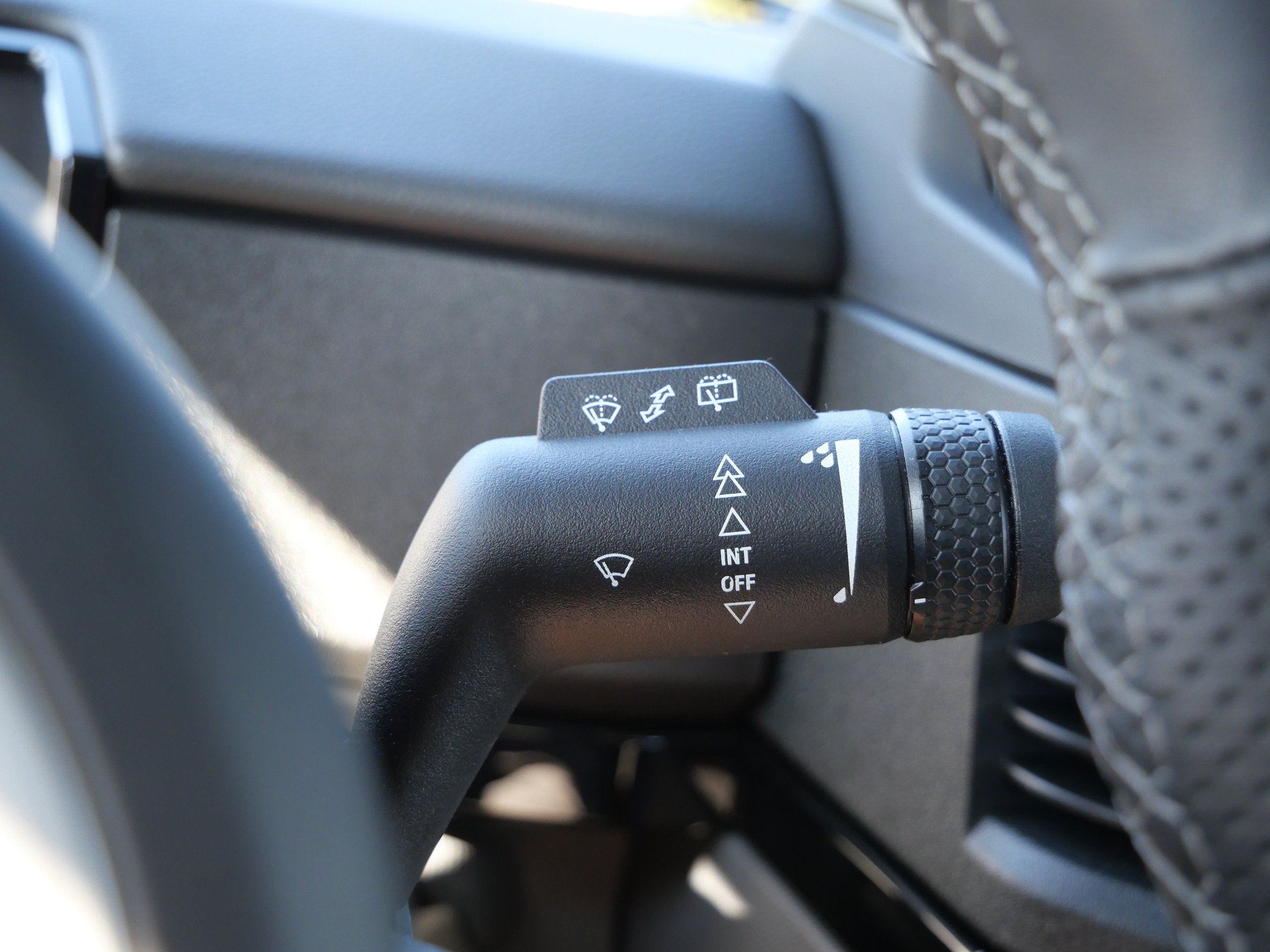 Used 2025 INEOS Grenadier Station Wagon AWD/4WD image 49
