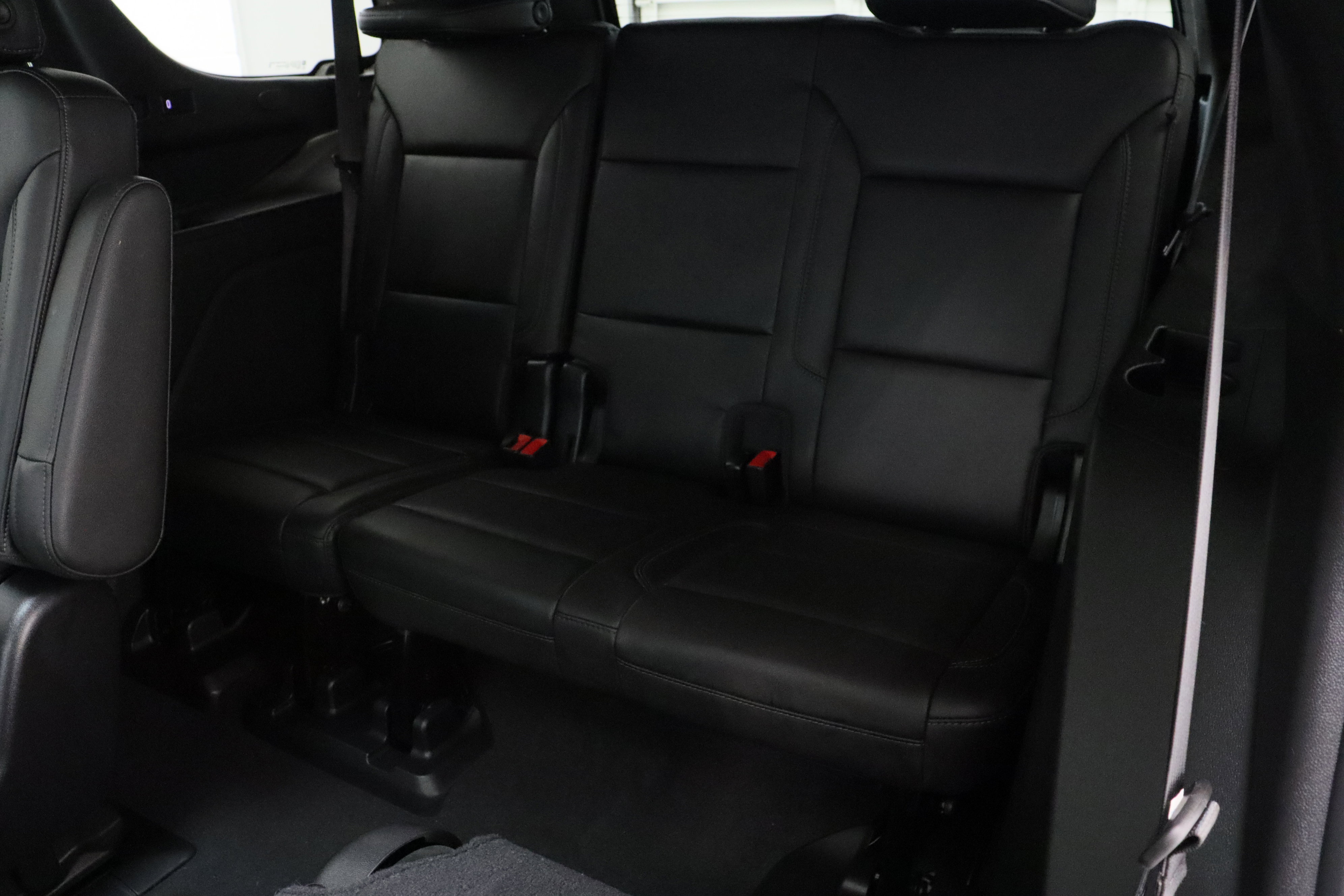 Used 2021 Chevrolet Tahoe Z71 w/ Rear Media and Nav Package AWD/4WD image 36