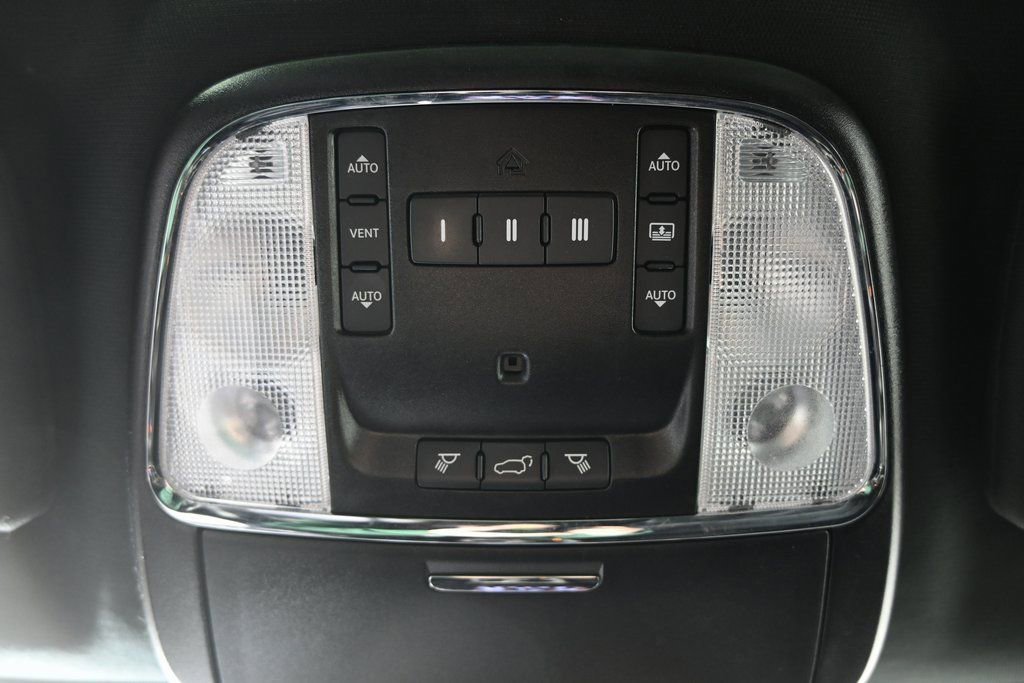 Used 2020 Jeep Grand Cherokee High Altitude image 34