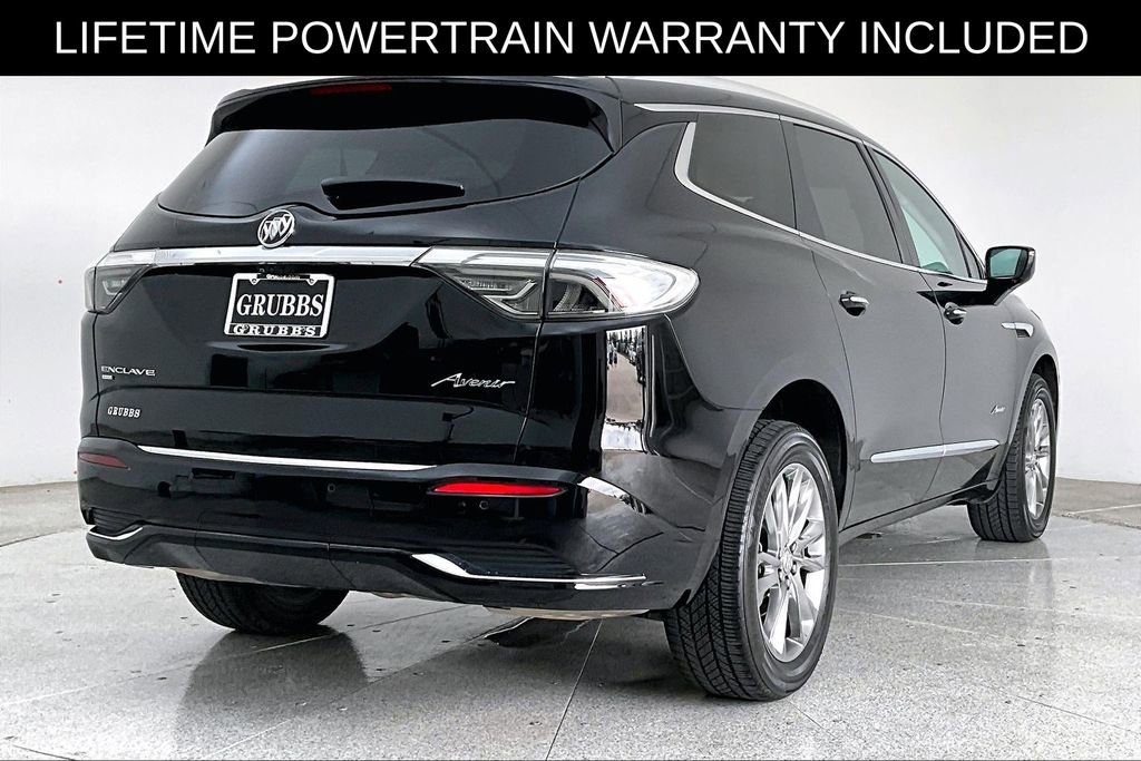 Used 2023 Buick Enclave Avenir w/ Avenir Technology Package AWD/4WD image 2