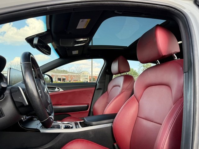 Used 2020 Kia Stinger GT1 image 26