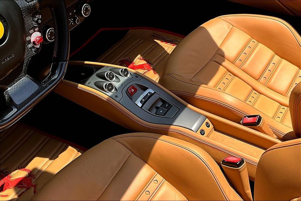 Used 2012 Ferrari 458 Spider RWD image 16