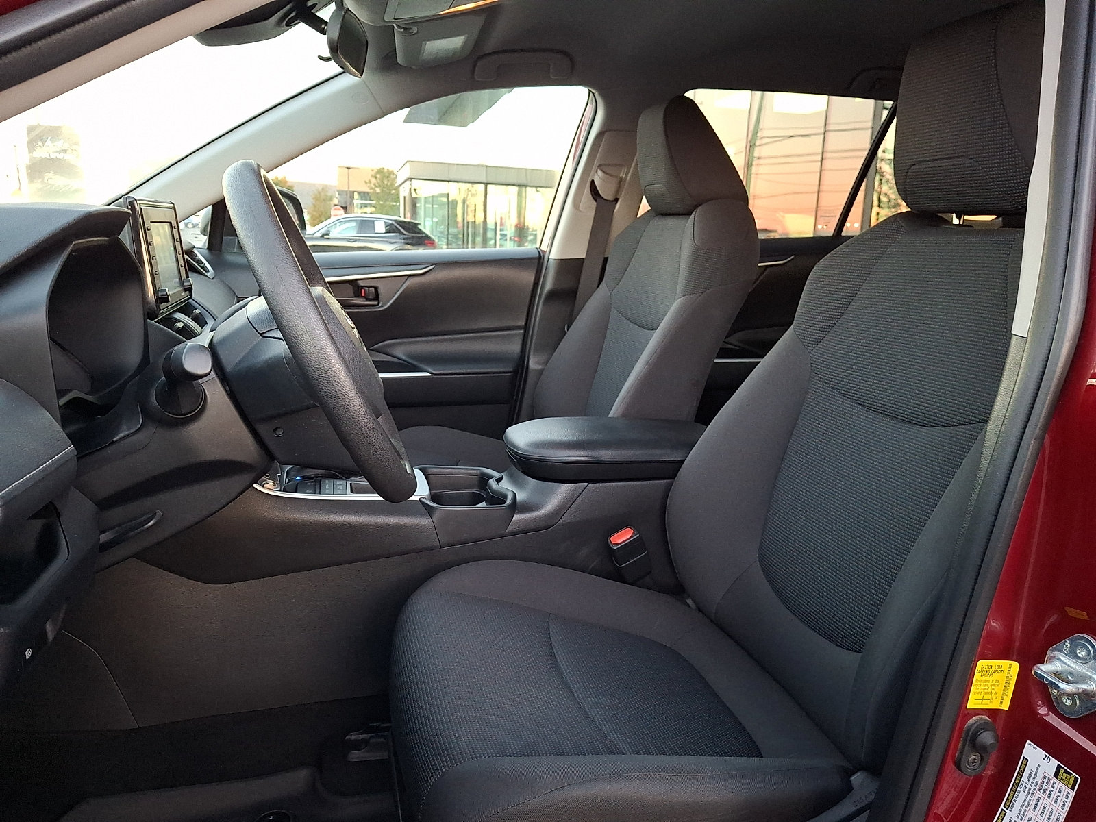 Used 2021 Toyota RAV4 LE AWD/4WD image 13