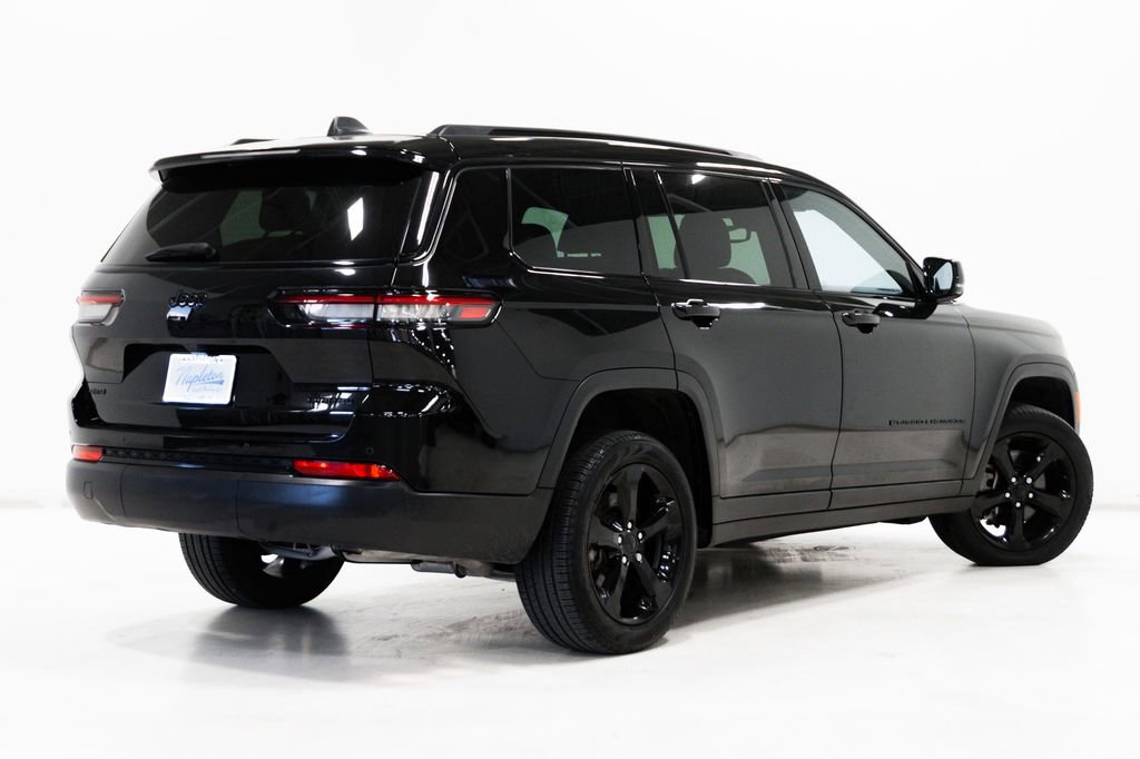 Certified 2024 Jeep Grand Cherokee L Limited w/ Black Appearance Package image 29