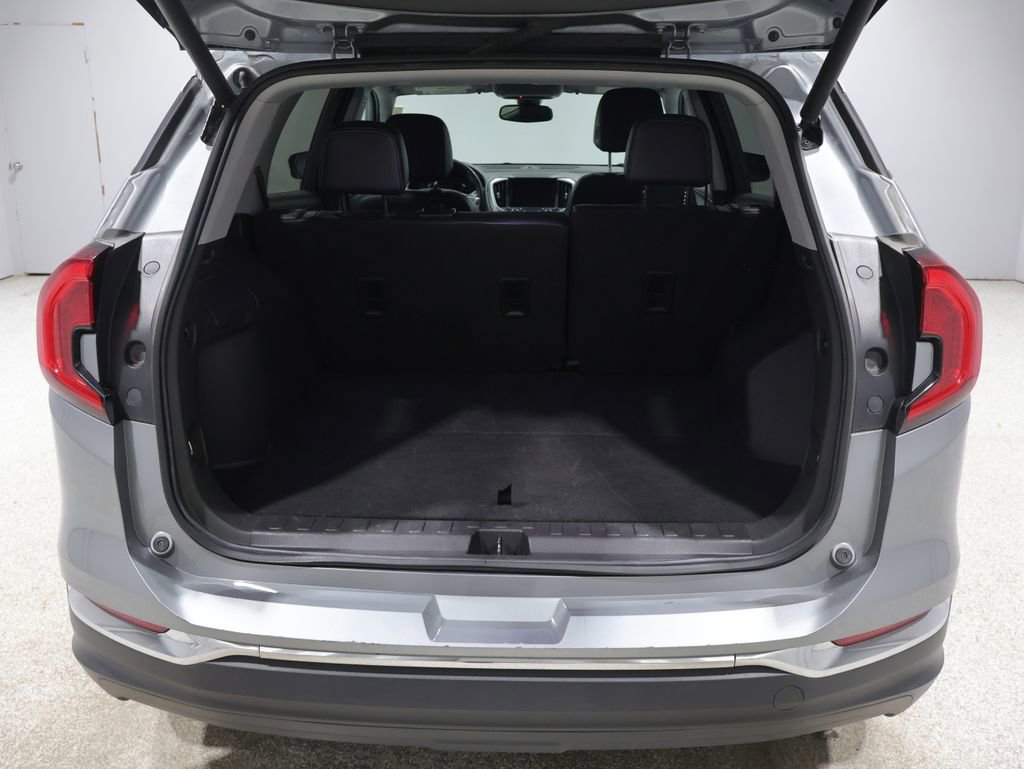Used 2024 GMC Terrain SLT AWD/4WD image 20