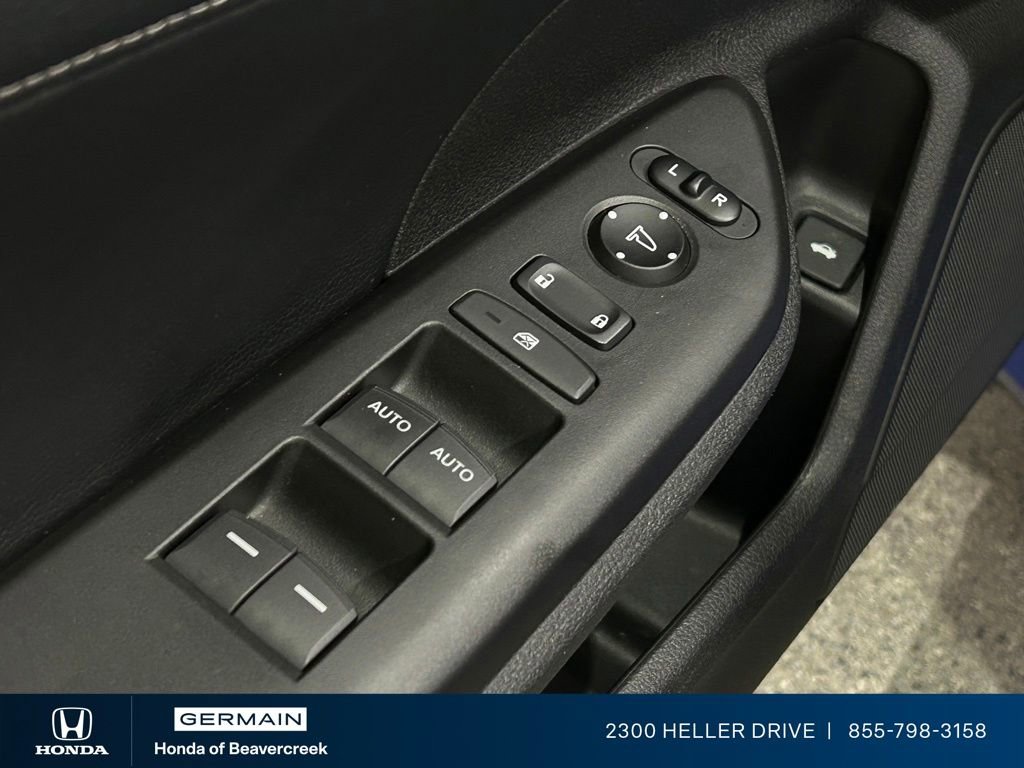 Used 2018 Honda Civic Touring image 18