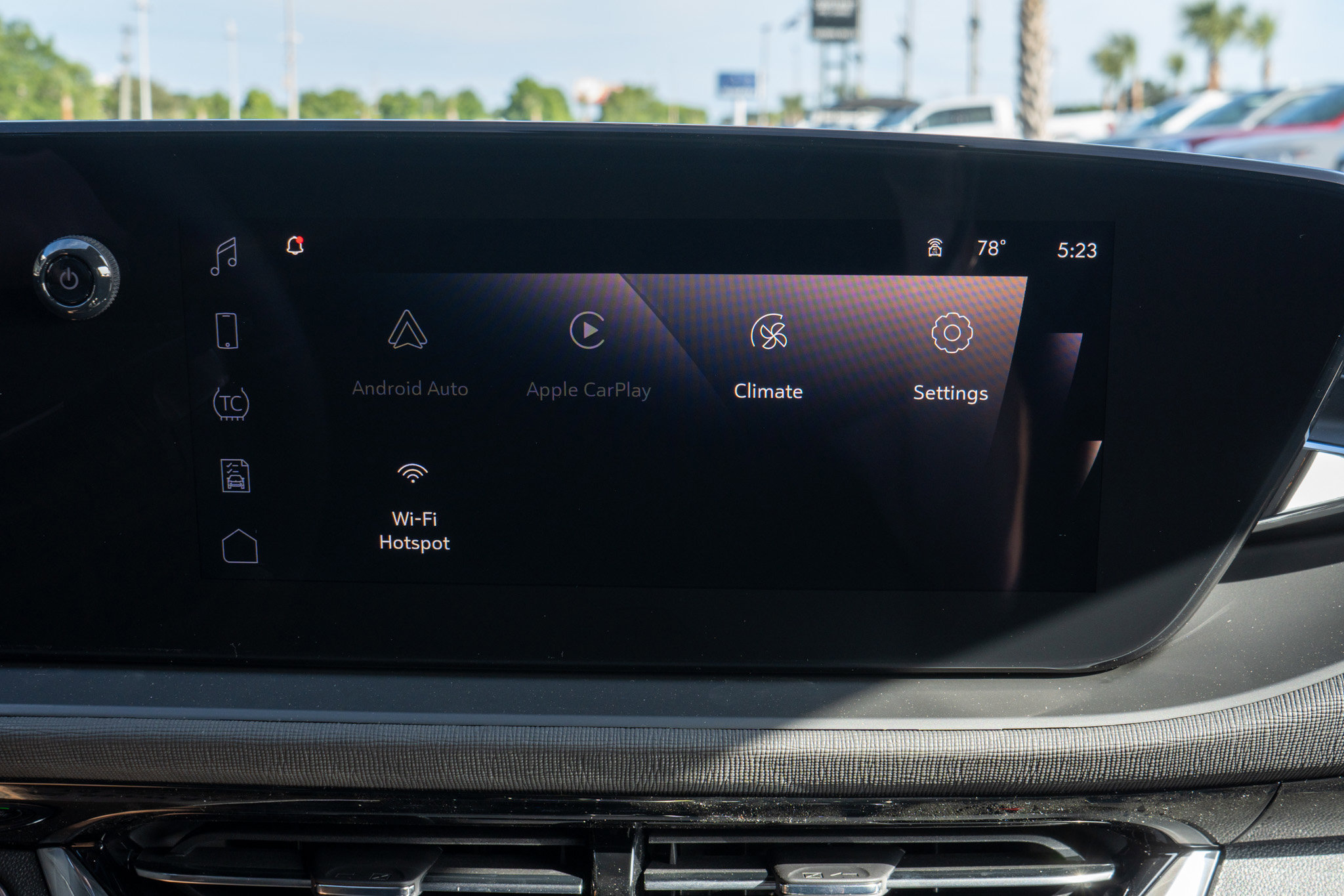 New 2026 Buick Envista Avenir FWD image 18