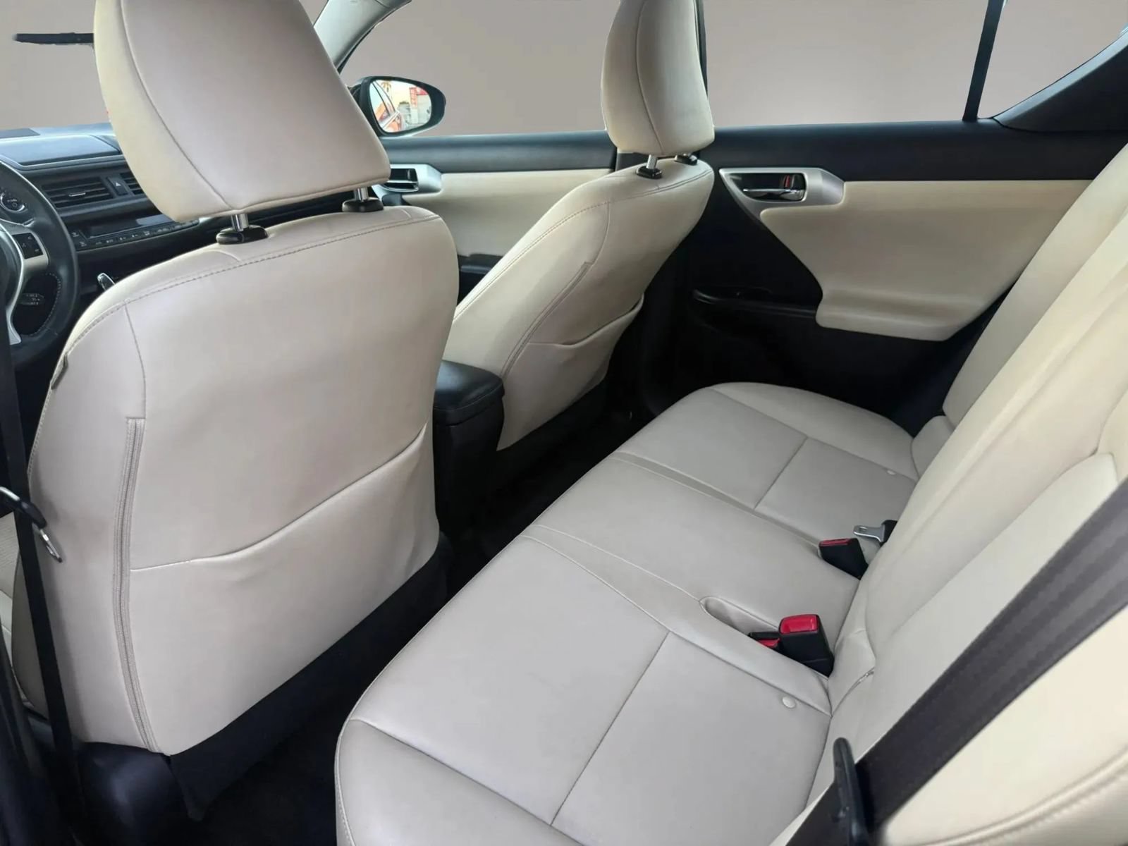 Used 2013 Lexus CT 200h w/ Premium Pkg w/Navigation FWD image 25