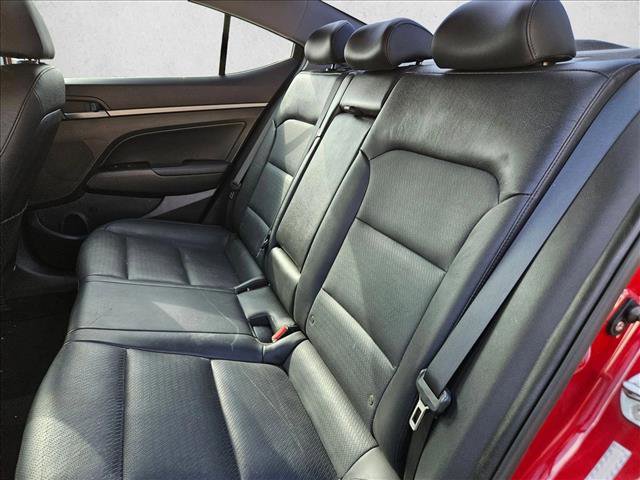 Used 2017 Hyundai Elantra Limited w/ Limited Tech Package 08 image 16