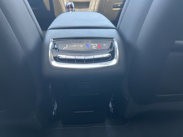 New 2025 Cadillac XT6 Luxury image 40