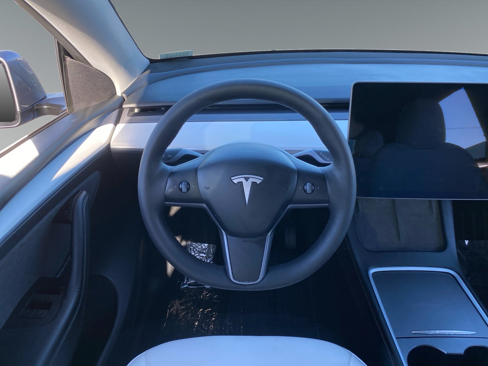 Used 2024 Tesla Model Y Long Range AWD/4WD image 12