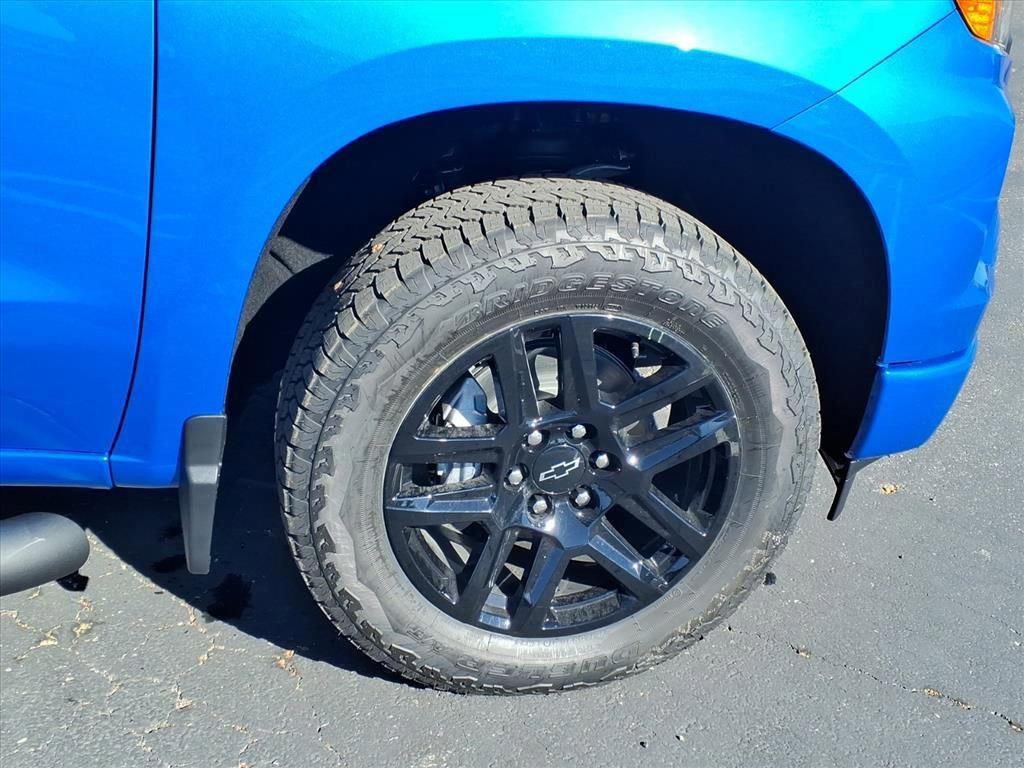 New 2026 Chevrolet Silverado 1500 Custom w/ Turbomax Blackout Package RWD image 8