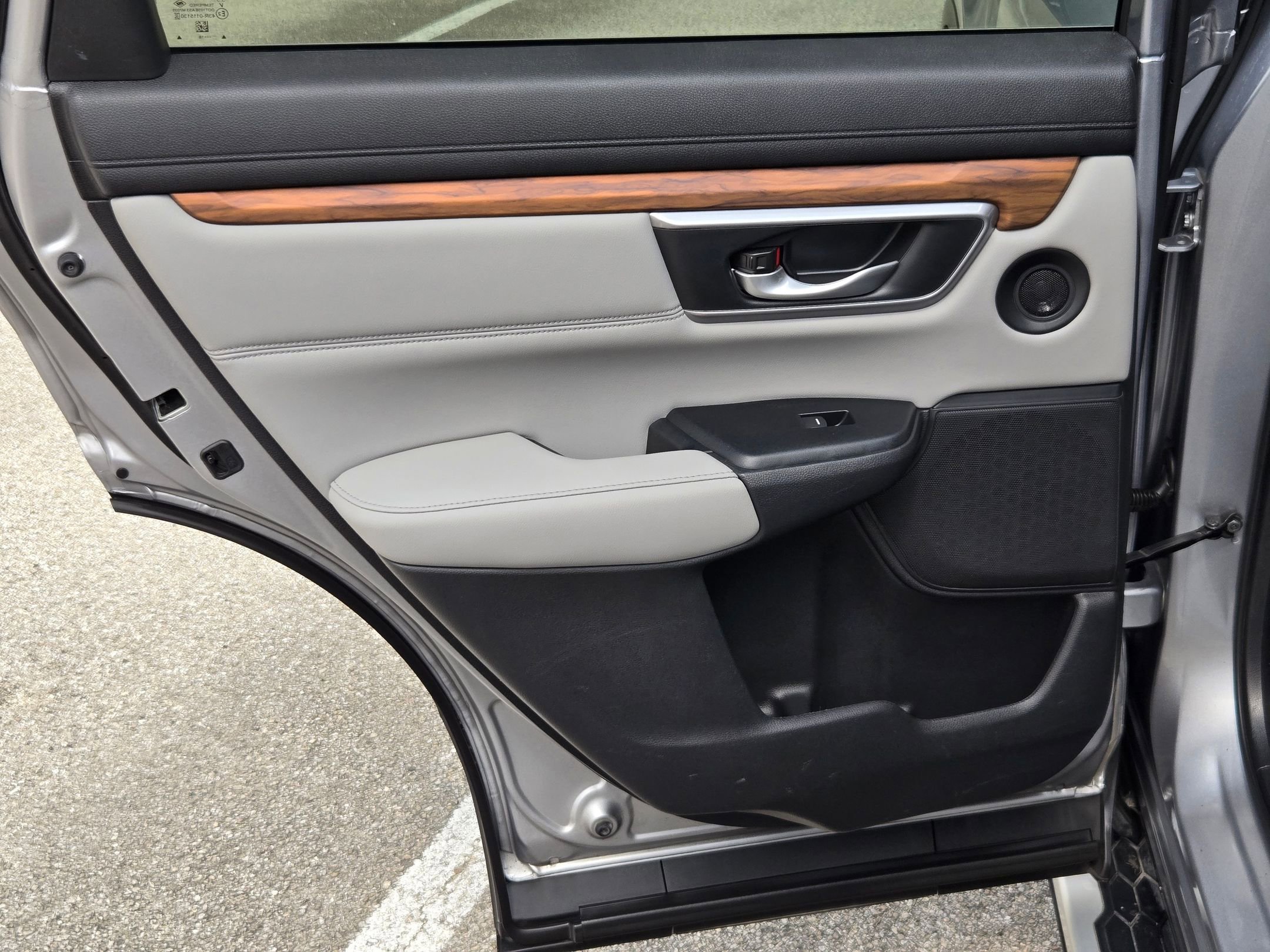 Used 2018 Honda CR-V EX-L image 15