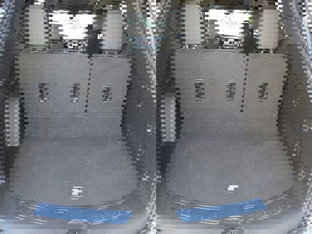 Certified 2023 Buick Enclave Avenir w/ Avenir Technology Package image 16