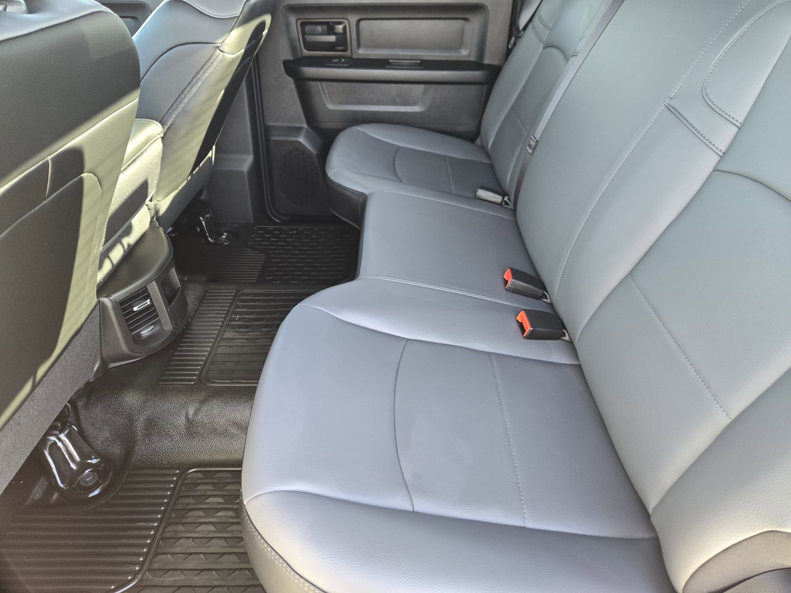 New 2026 RAM 5500 Tradesman w/ Chrome Appearance Group image 24