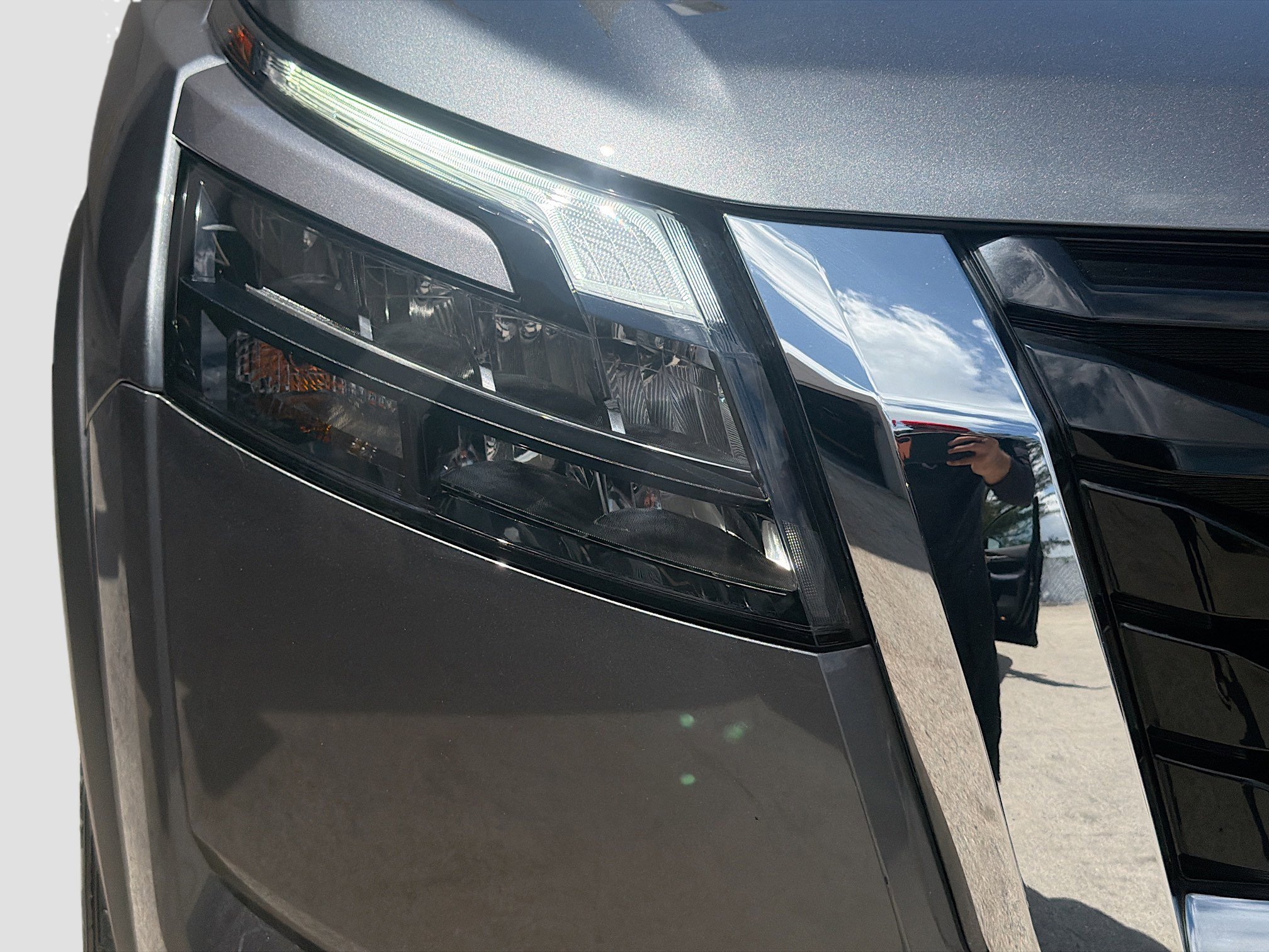 Used 2024 Nissan Pathfinder S FWD image 35