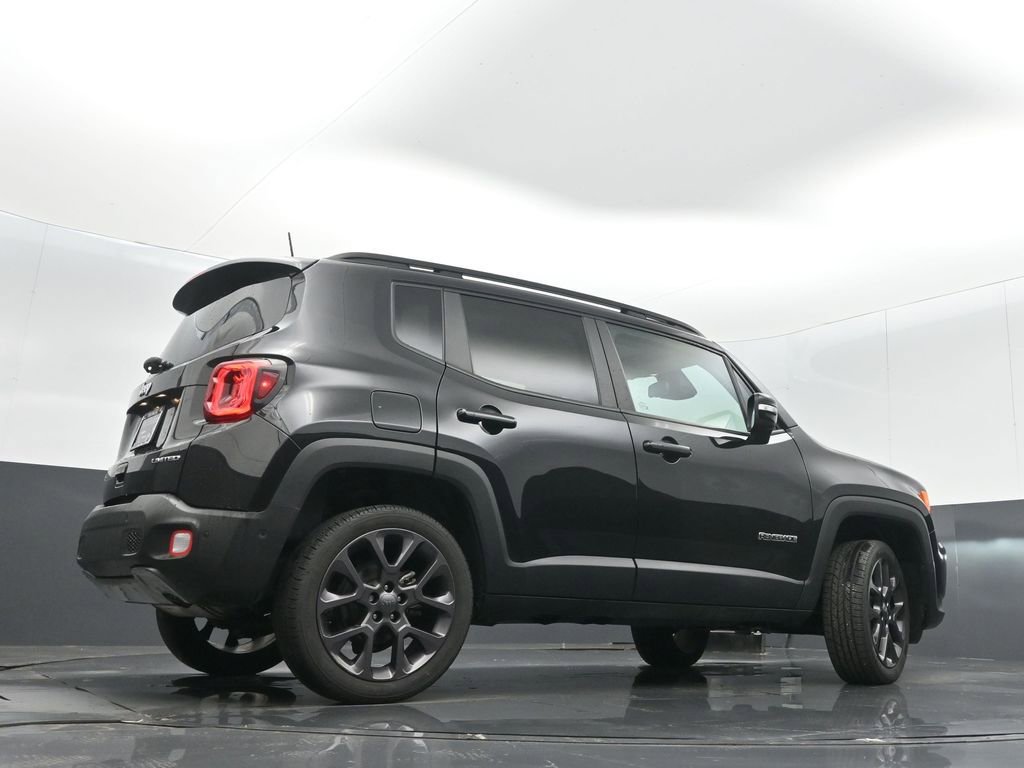 Certified 2023 Jeep Renegade Limited w/ Sun/Sound Group image 34