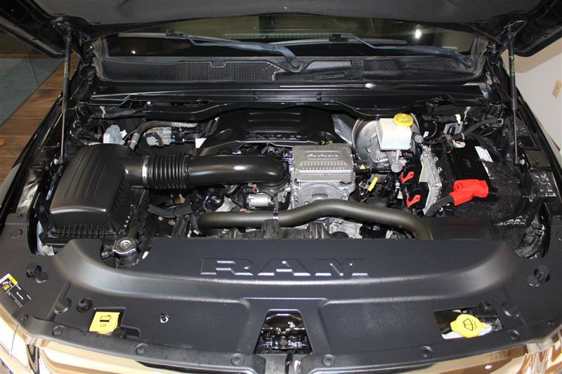 Used 2021 RAM 1500 Limited AWD/4WD image 15