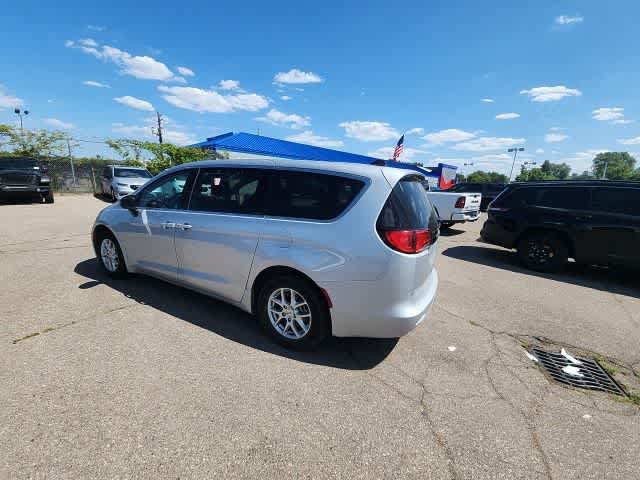 Certified 2023 Chrysler Voyager LX FWD image 19