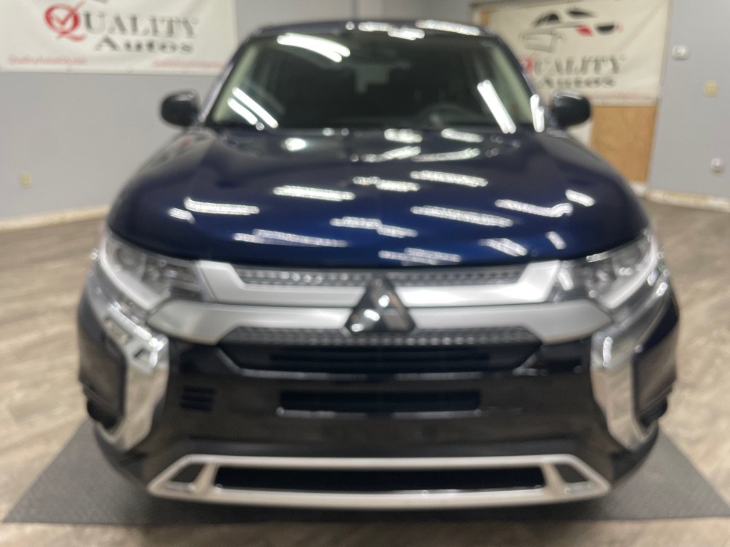 Used 2020 Mitsubishi Outlander ES FWD image 12