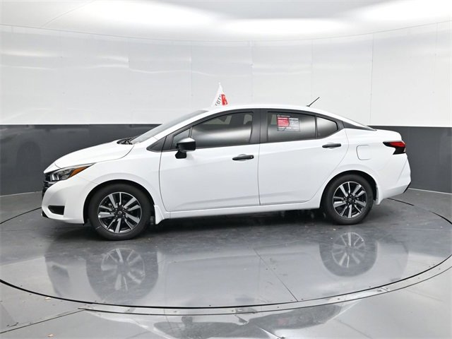Used 2025 Nissan Versa S w/ S Plus Package image 6