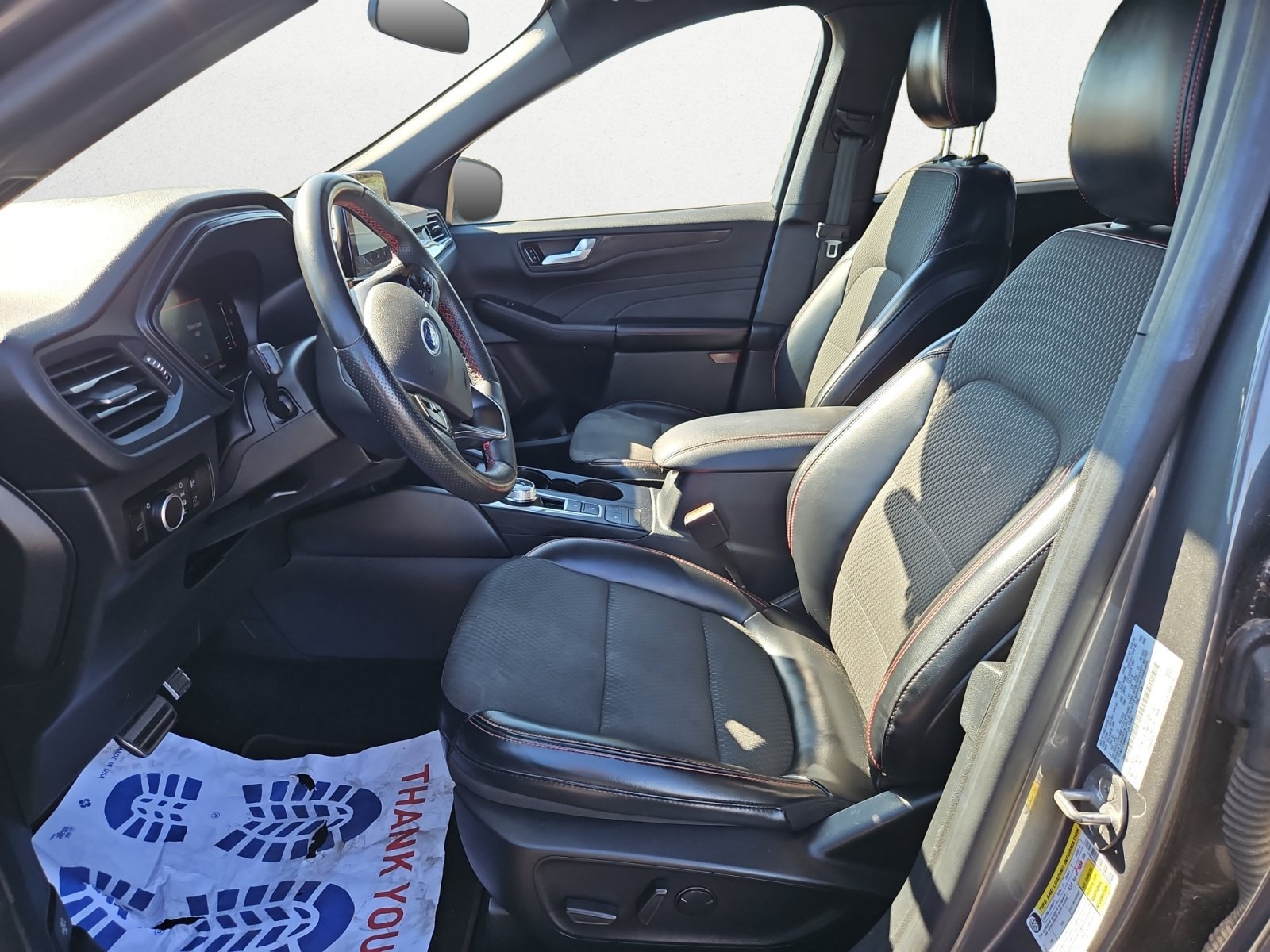 Used 2023 Ford Escape ST-Line AWD/4WD image 8