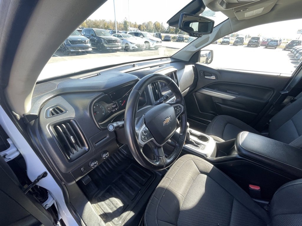 Used 2022 Chevrolet Colorado LT w/ Fleet Safety Package image 12
