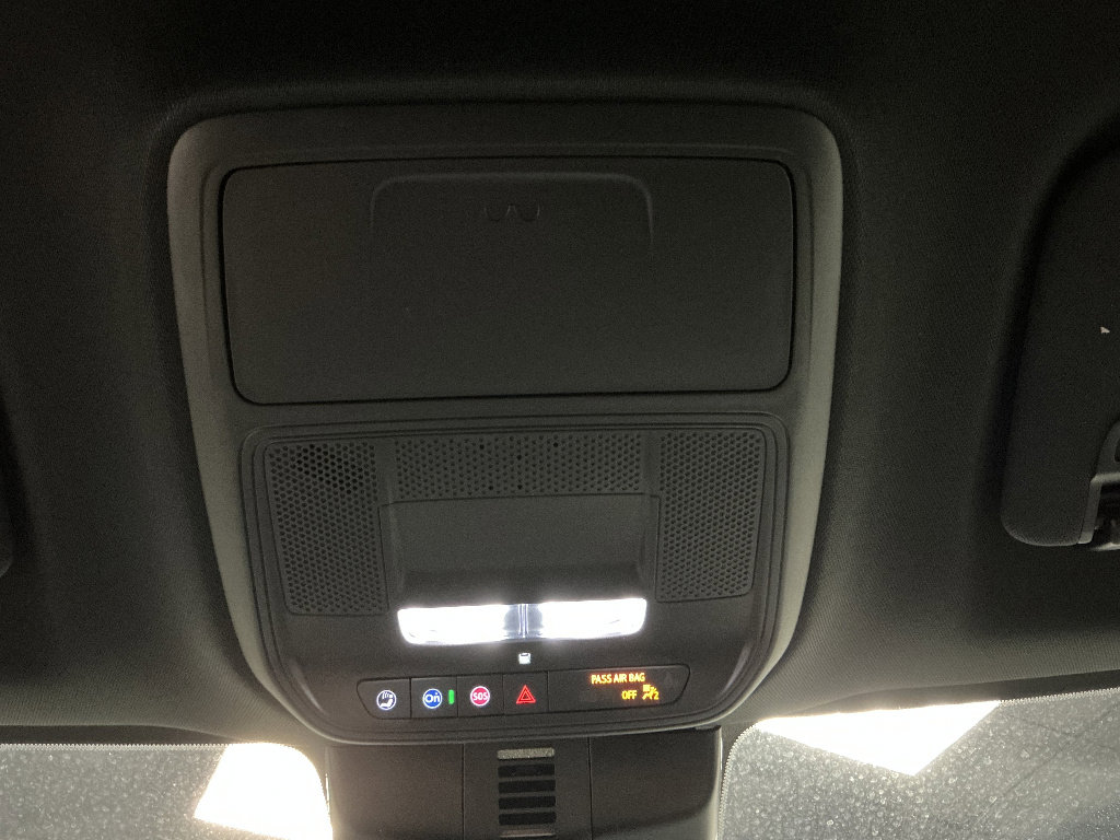 New 2026 Chevrolet Traverse LT w/ LPO, Floor Liner Package FWD image 17