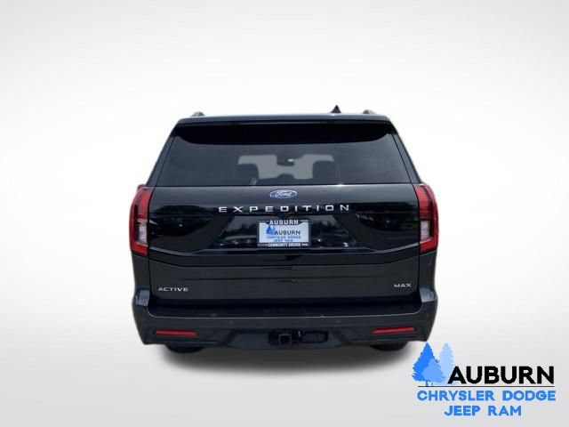 Used 2025 Ford Expedition Max Active AWD/4WD image 6
