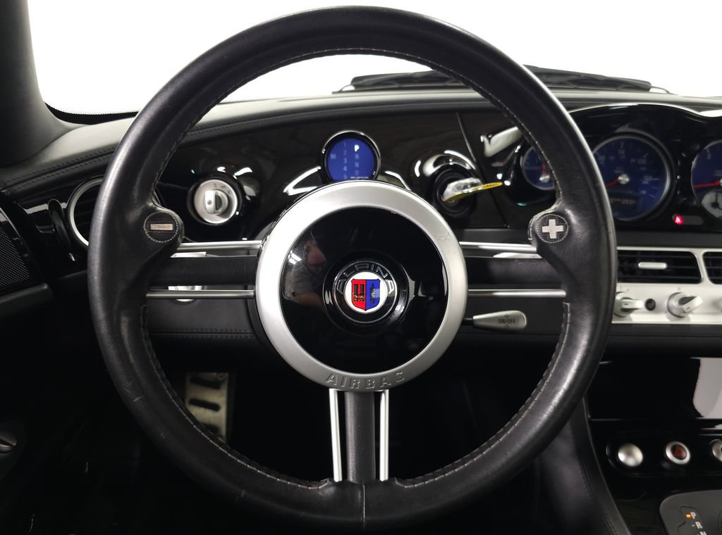 Used 2003 BMW Z8 RWD image 16