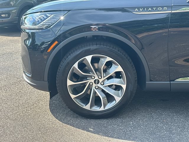 New 2026 Lincoln Aviator Reserve w/ Luxury Package RWD image 12
