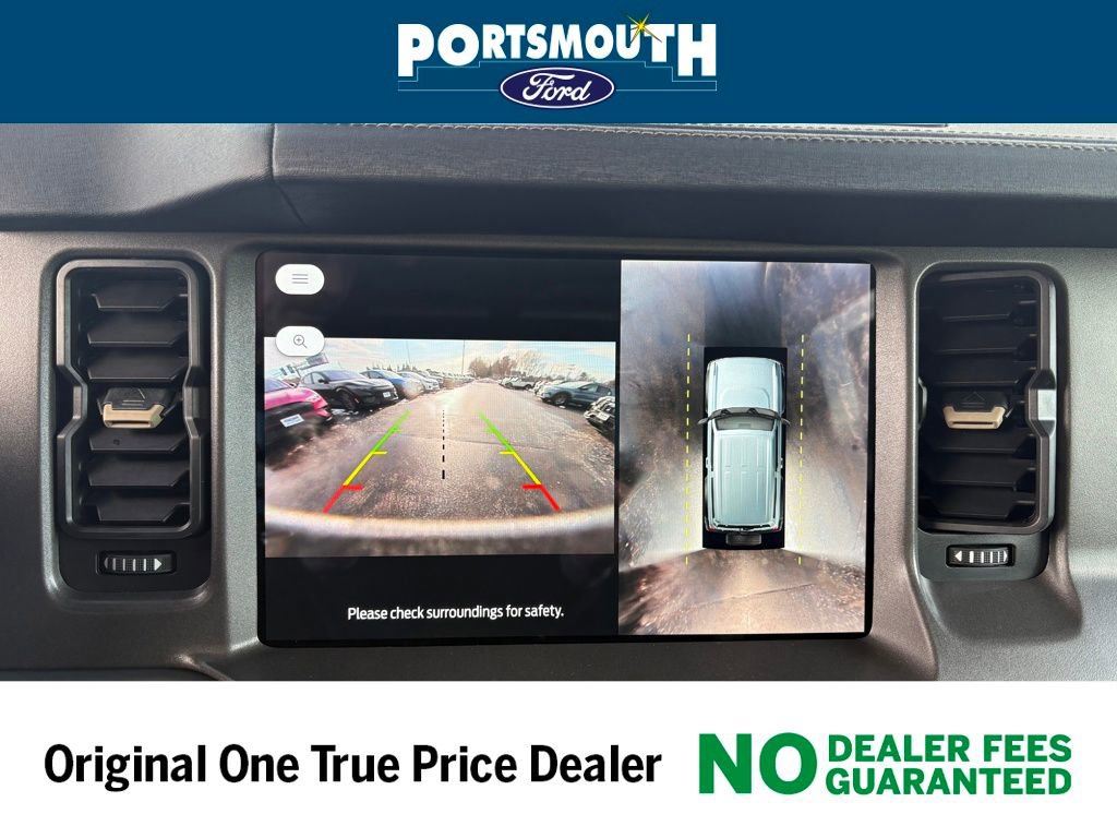 New 2025 Ford Bronco Badlands image 11