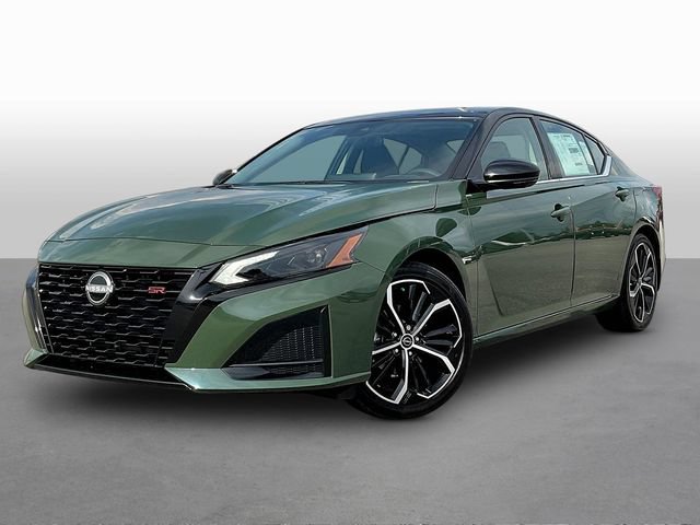 New 2026 Nissan Altima 2.5 SR w/ SR Premium Package FWD image 2