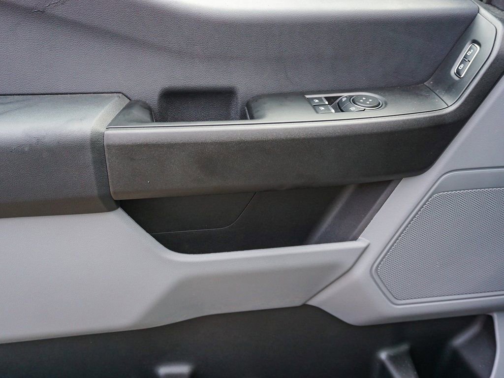 New 2024 Ford F250 XL w/ XL Chrome Package image 18