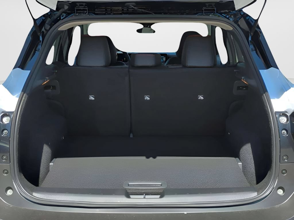 New 2026 Nissan Kicks SR w/ SR Premium Package FWD image 24