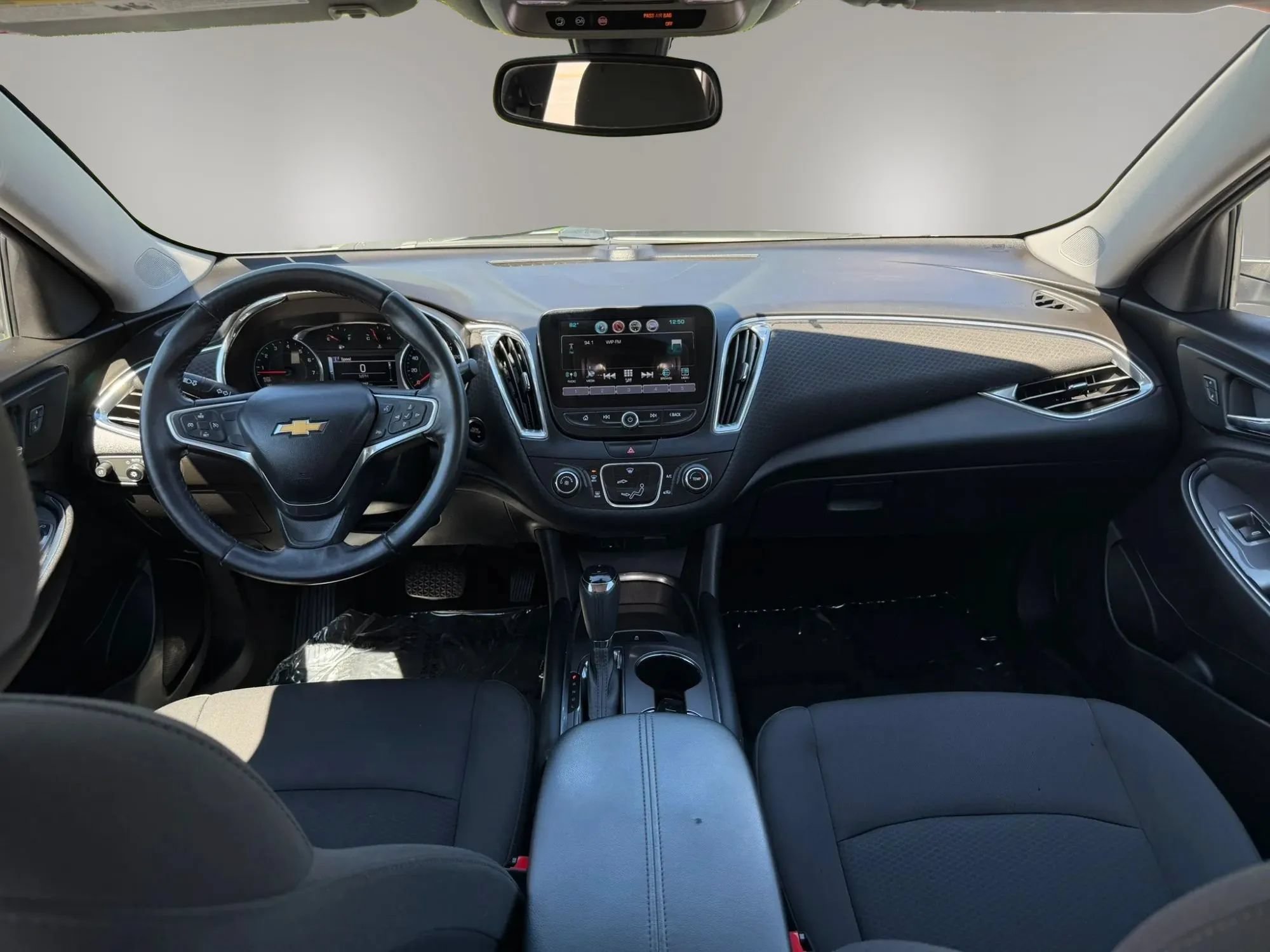 Used 2018 Chevrolet Malibu LT FWD image 23