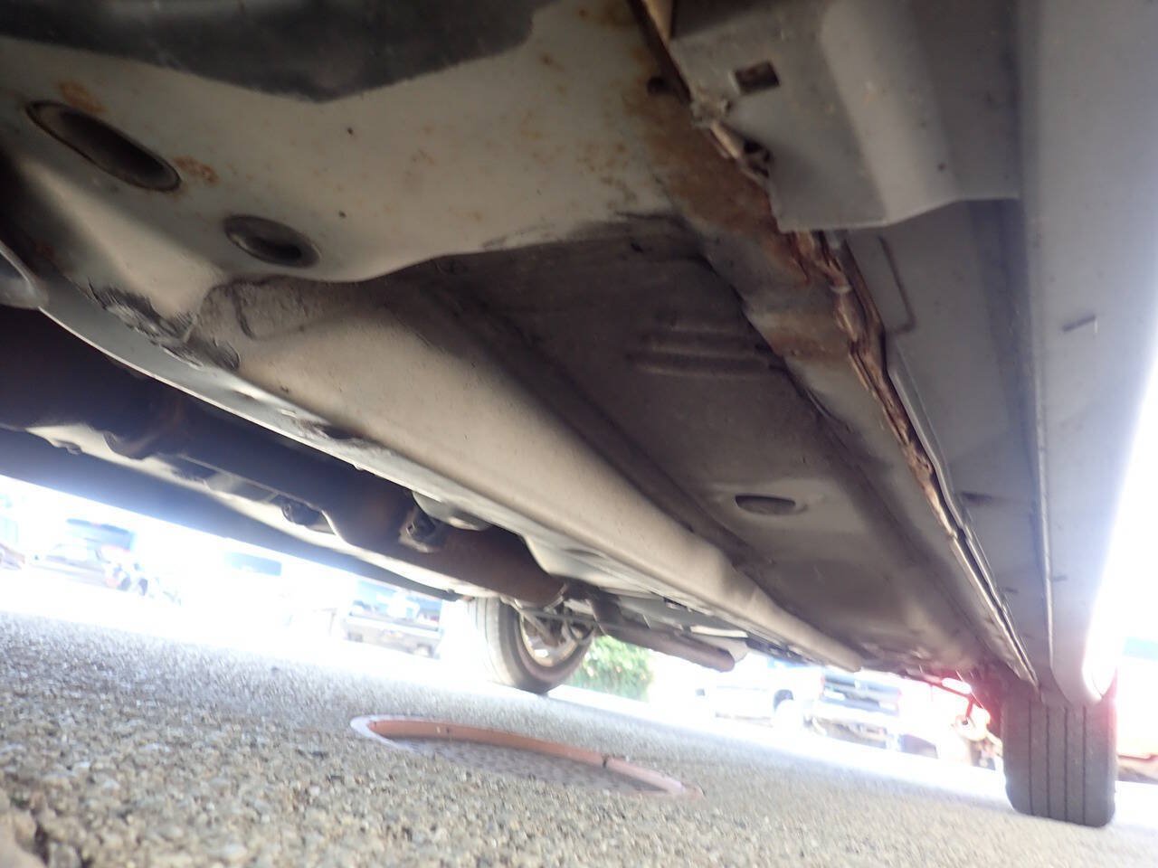 Used 2006 Toyota Camry XLE w/ VSC & Side Airbag Pkg FWD image 39