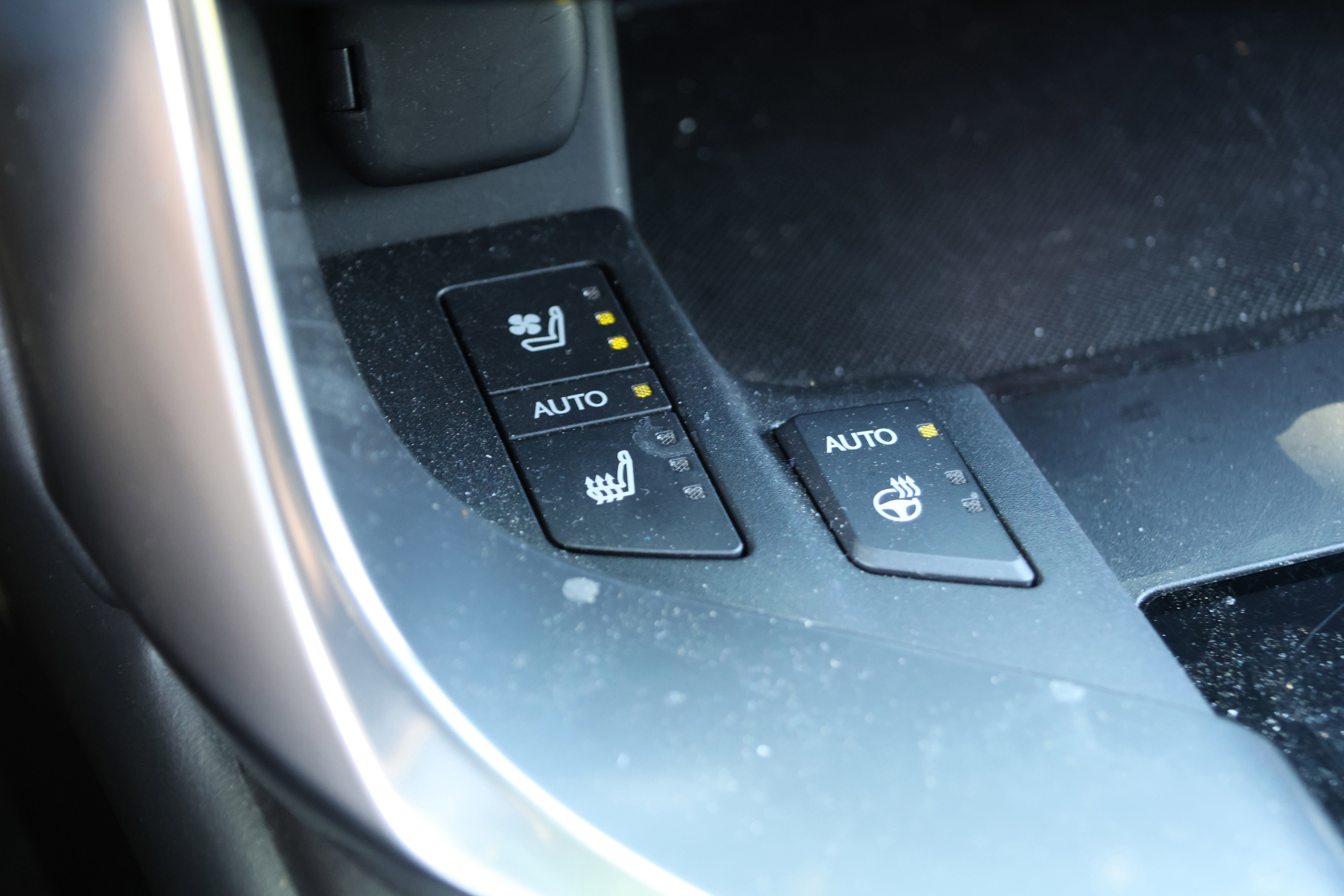 Used 2022 Lexus LX 600 4WD w/ Appearance Package image 30