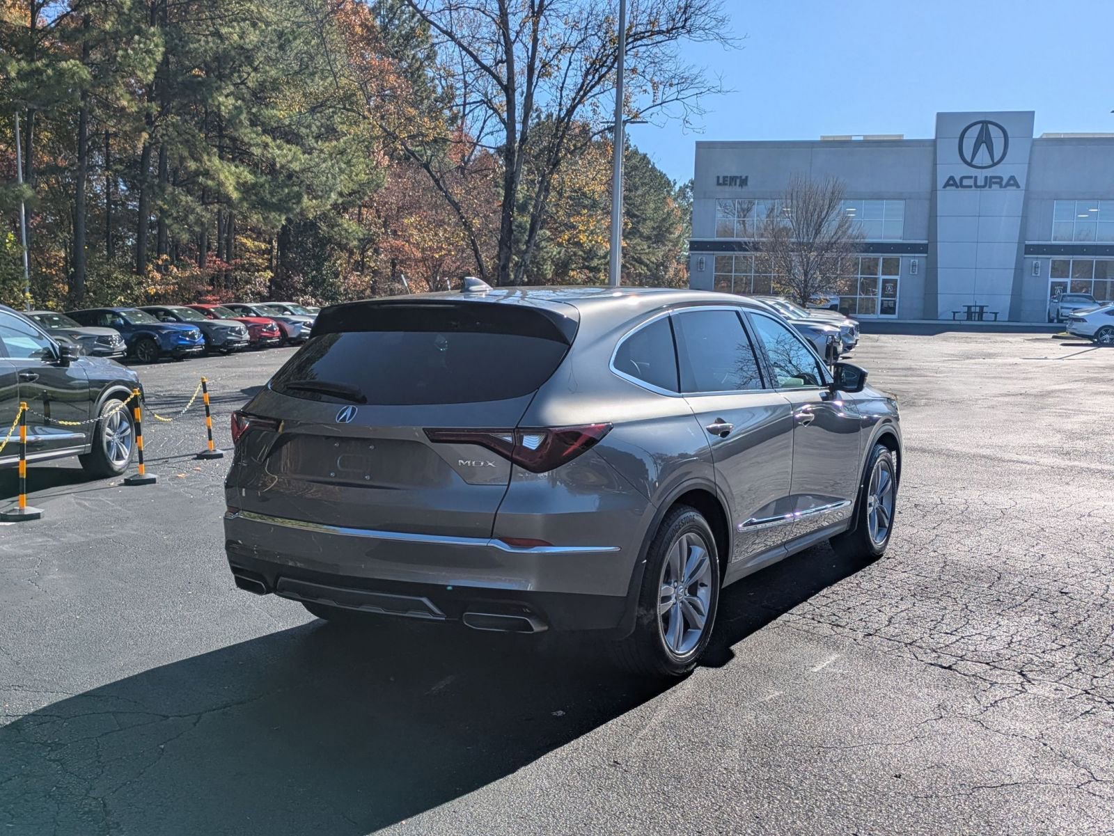 Certified 2025 Acura MDX FWD image 5