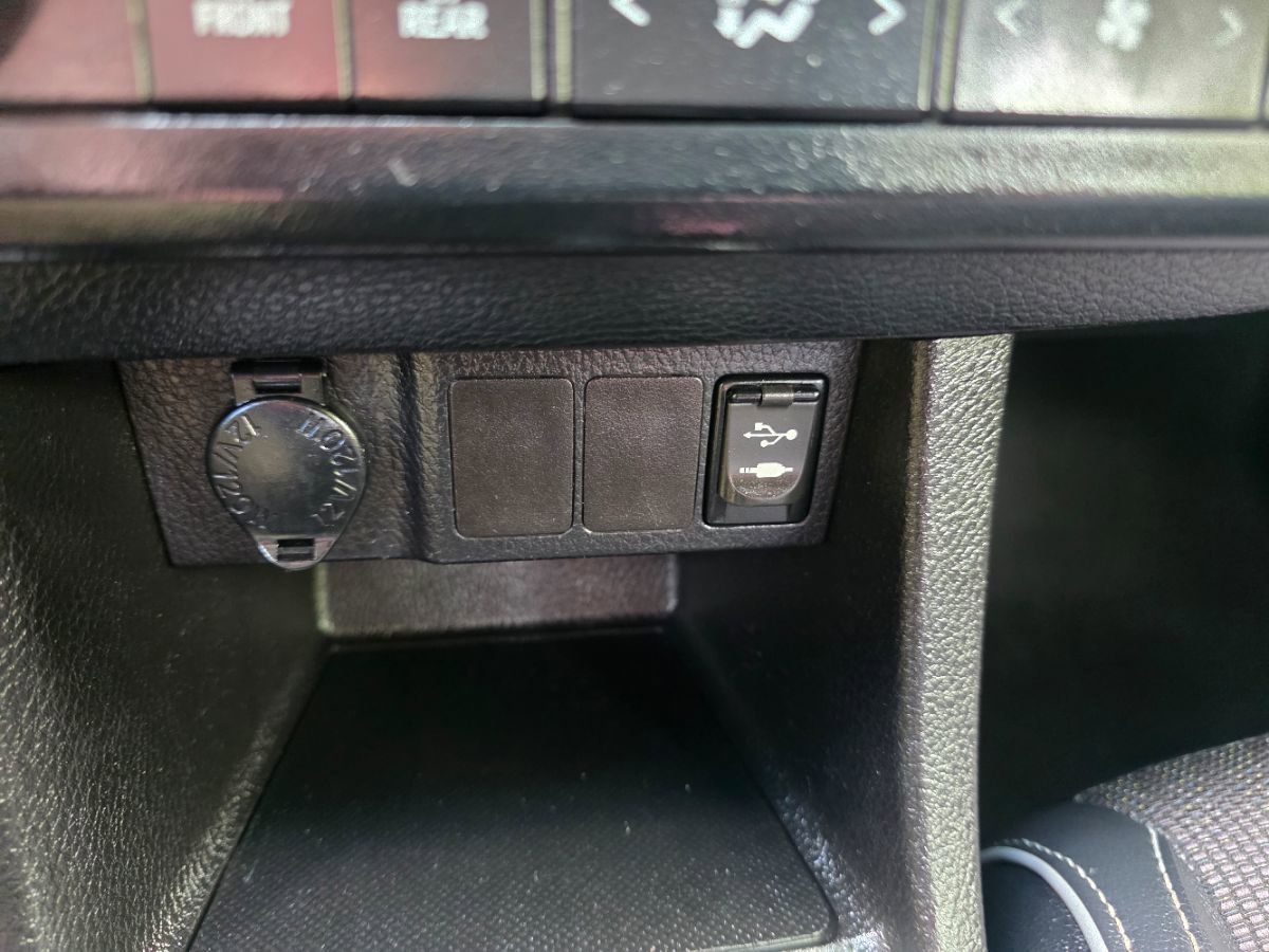 Used 2016 Toyota Corolla S FWD image 30