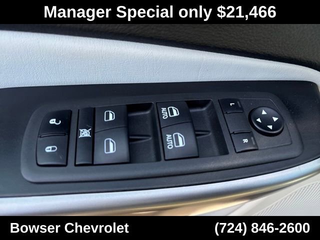 Used 2021 Jeep Cherokee Latitude Lux w/ Comfort/Convenience Group AWD/4WD image 12