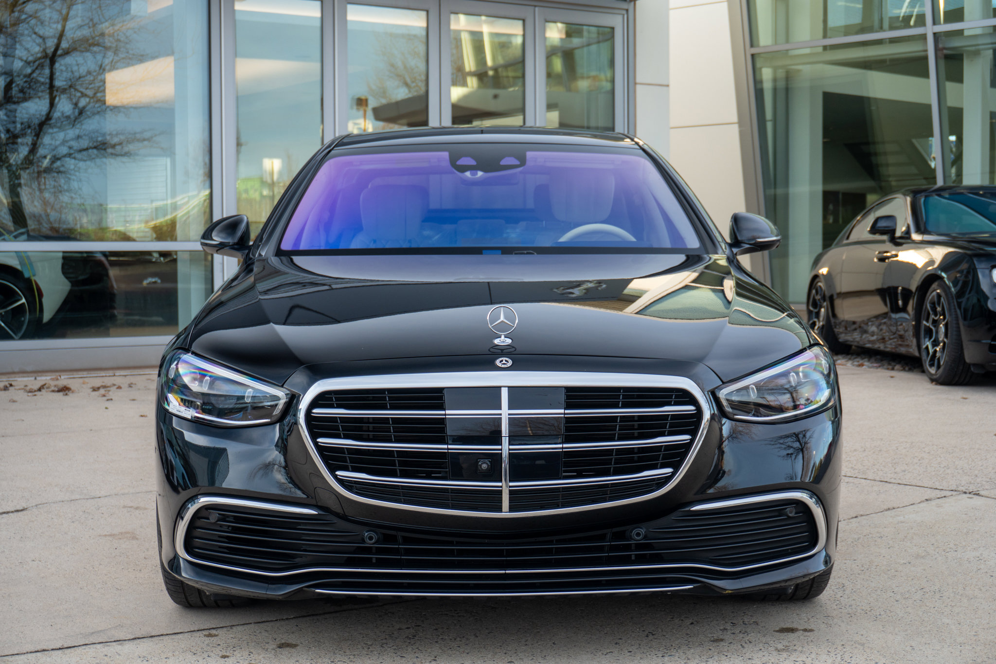 Used 2022 Mercedes-Benz S 580 4MATIC Sedan image 2