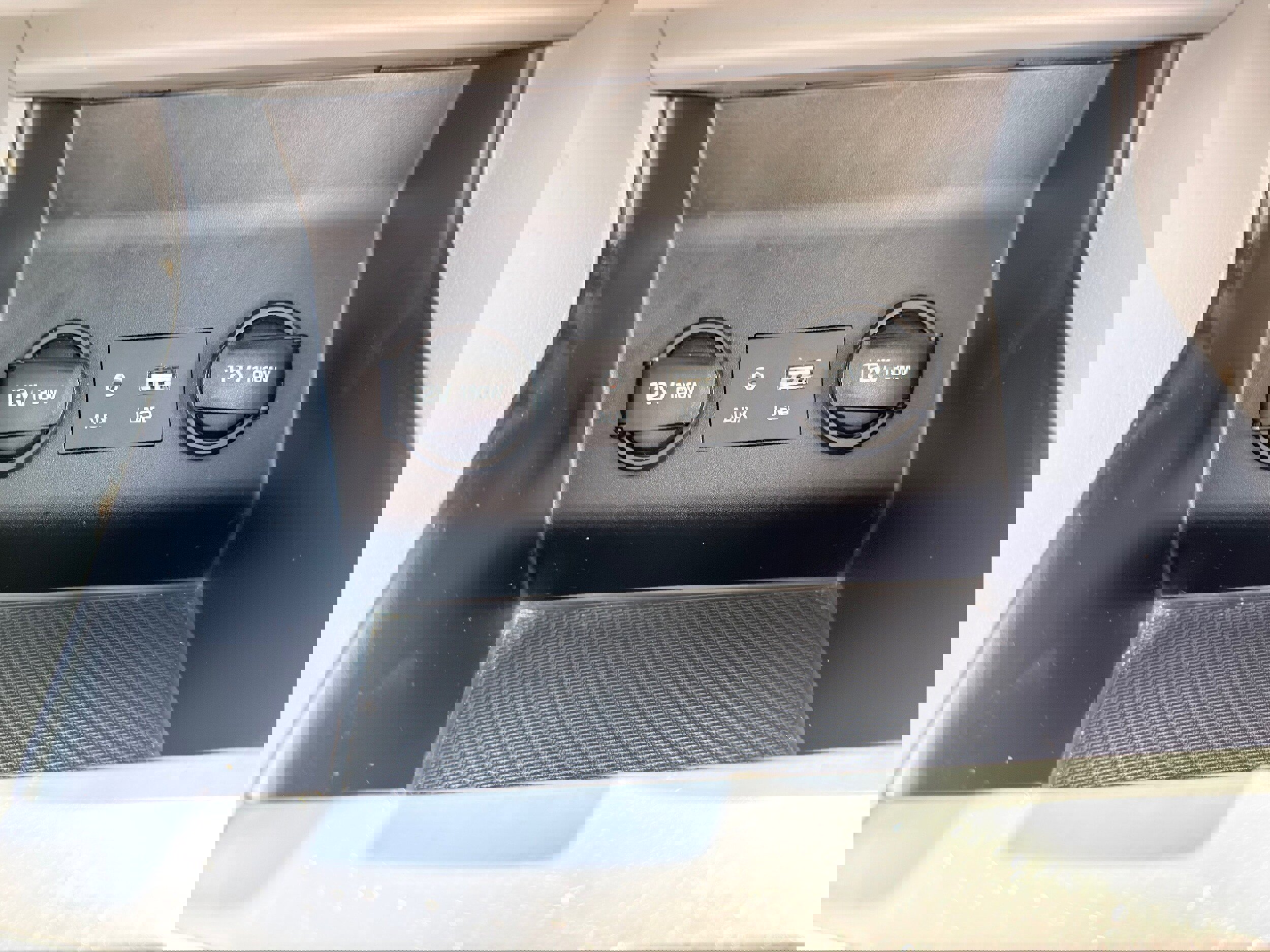 Used 2019 Hyundai Elantra SEL image 28